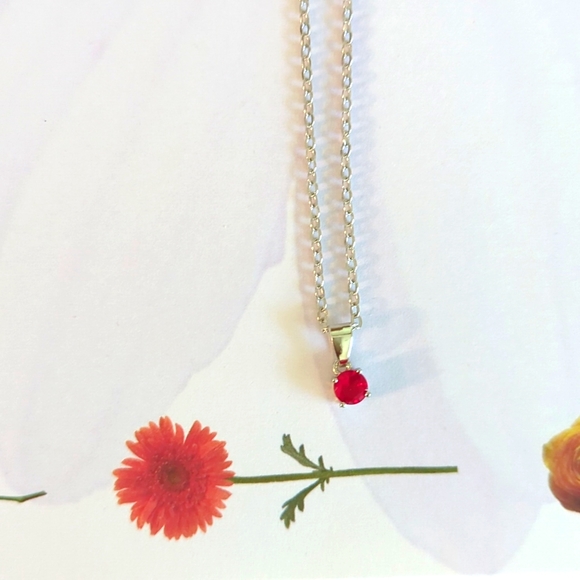 Royal Caribbean Set of 3 Crystals on 18" Pendants. Red, Blue, Purple. Nwot. - Picture 4 of 5